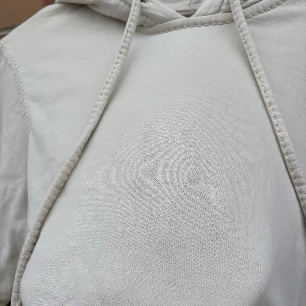 Y2K True Religion M Graphic Print Hoodie Sweatshirt Cream Streetwear Vtg Flaws